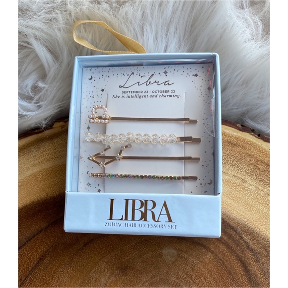 Accessories - NWT Libra Zodiac Hair Accessory Set